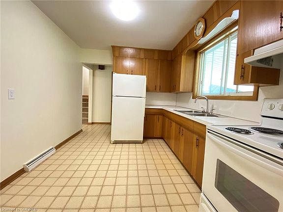 3rd image of 4327 Mitchell Ave
