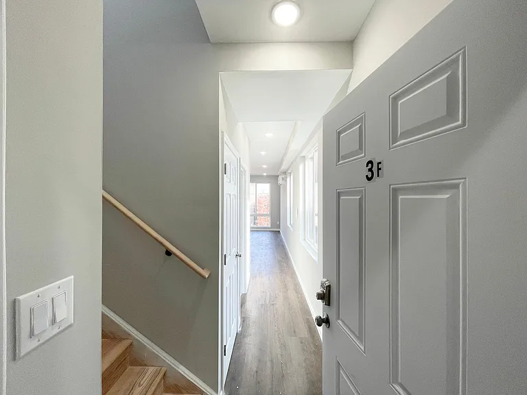 1228 N Marshall St #2A — Photo 5