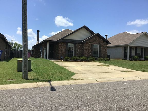 3rd image of 1675 Buena Vista Blvd