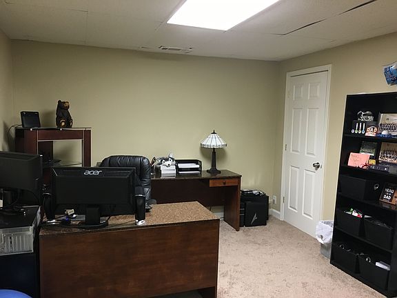 Basement office/bedroom