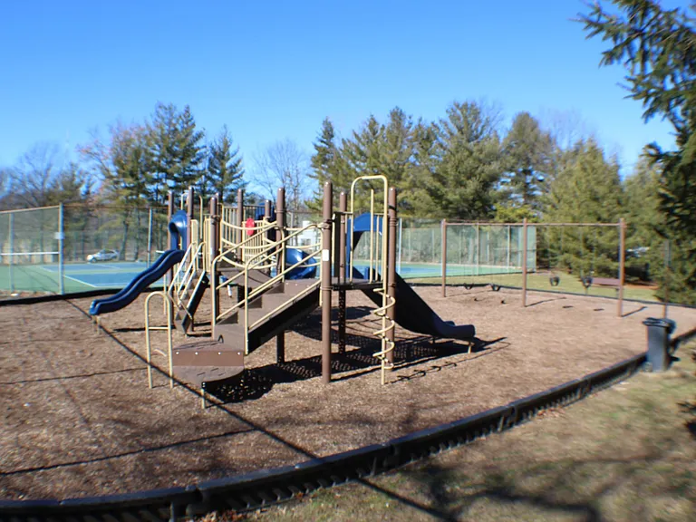 16 Wosniak Ct — Photo 58
