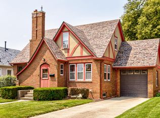 1124 10th St, Nevada, IA 50201