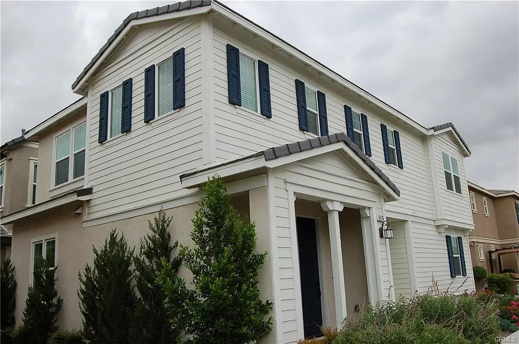 Building Photo - 6116 Snapdragon St