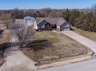 2225 S Bedford St, Wichita, KS 67207