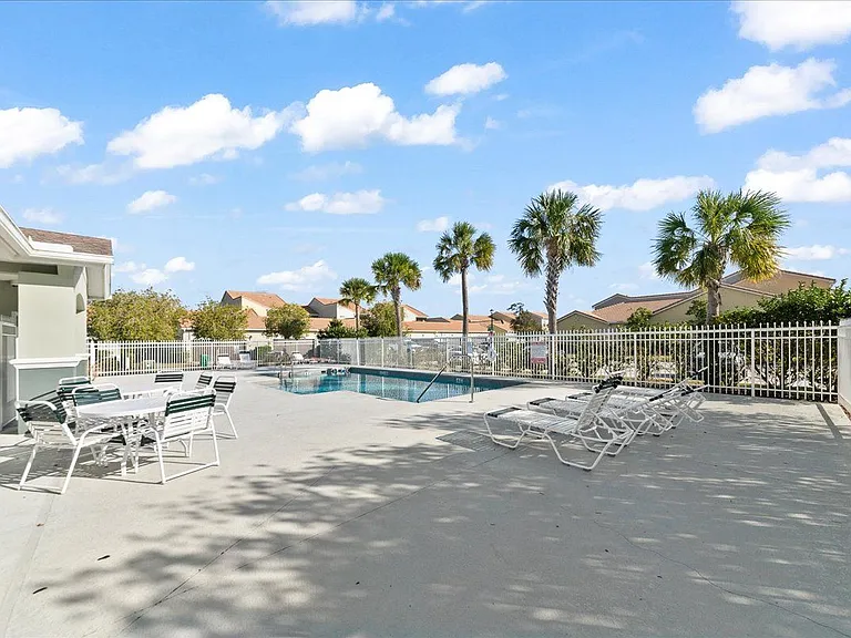 4938 Sprint Cir — Photo 16
