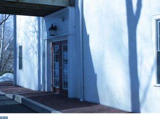 1000 Gravel Pike APT 4, Schwenksville, PA 19473