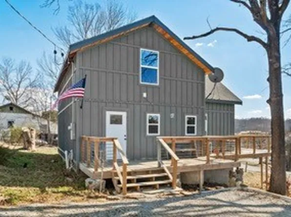 101 Broadview Rd, Sulphur Springs, AR 72768