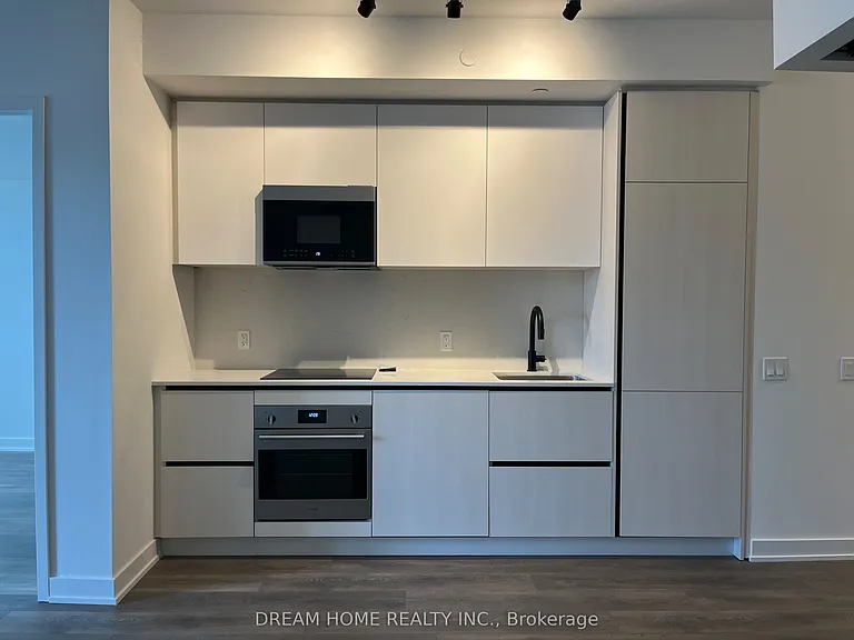108 Peter St #1205 — Photo 5