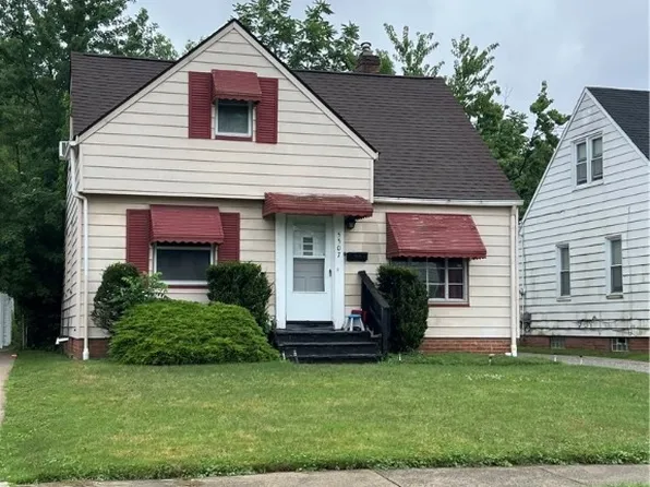 5507 Hollywood Ave, Maple Heights, OH 44137