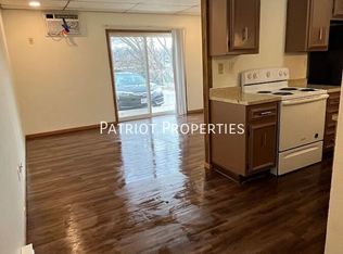 201 1st Ave APT 3, Baraboo, WI 53913
