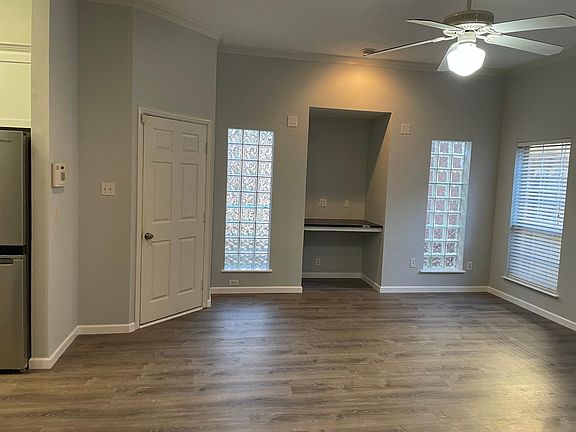 5th image of 2416 Forest Brook Ln #2416B