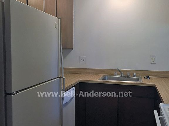 5th image of 21641 30th Ave S #0