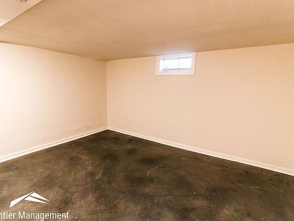 3rd image of 1026 Bertrand St #3