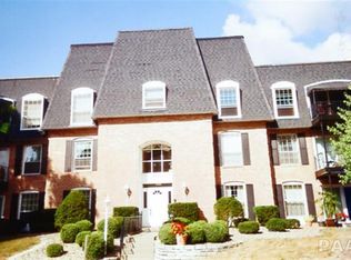 4900 N Knoxville Ave APT 108A, Peoria, IL