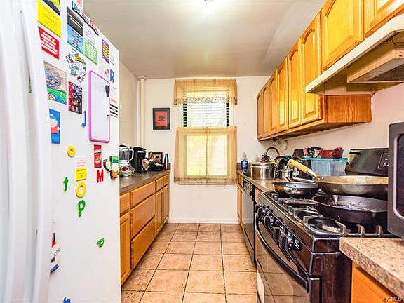 5th image of 121 S Highland Ave APT 3H
