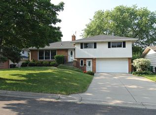 334 Edith Dr, West Saint Paul, MN 55118