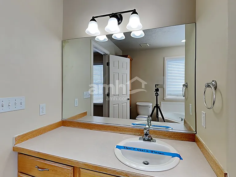 1245 E 640 S — Photo 12