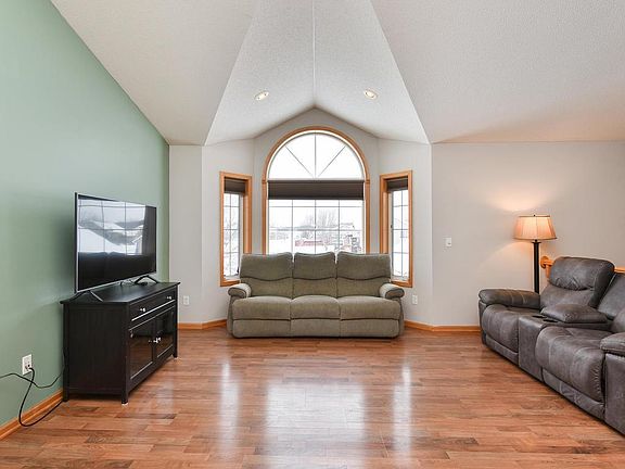 4th image of 12991 Carole Dr
