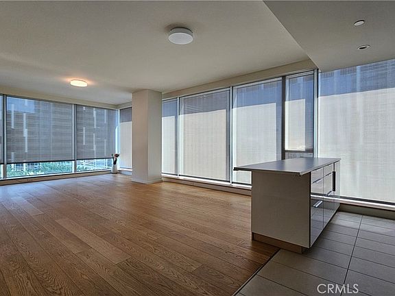 4th image of 889 Francisco St Unit 1509