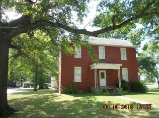 40 N 3rd St, Breese, IL 62230