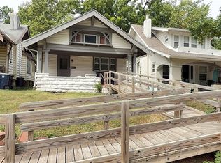 4034 Agnes Ave, Kansas City, MO 64130