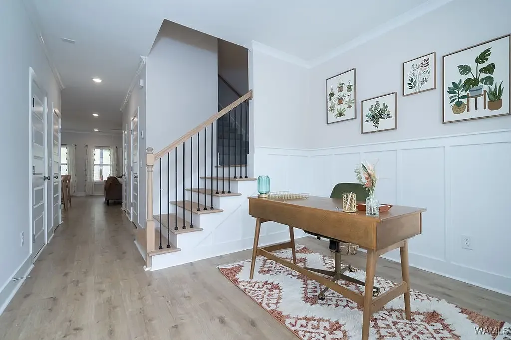 3 bed, 2.5 bath, 1612 sqft, $1,800 — Photo 3
