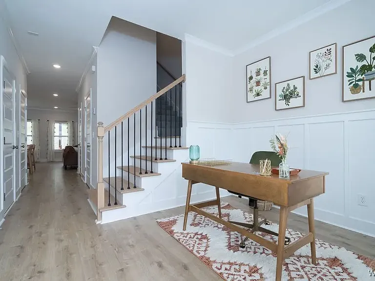 22105 Cove Ln — Photo 3
