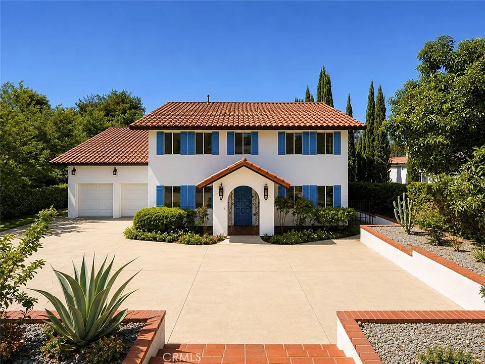 634 Alameda St