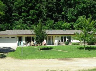 34669 310th St, Guttenberg, IA 52052