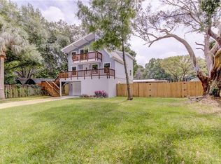 216 Maple Ave, Palm Harbor, FL 34684