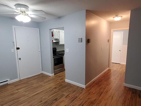4th image of 63 E Constitution Dr #63E