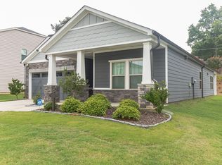 876 Ironhorse Ln SW, Mableton, GA 30126