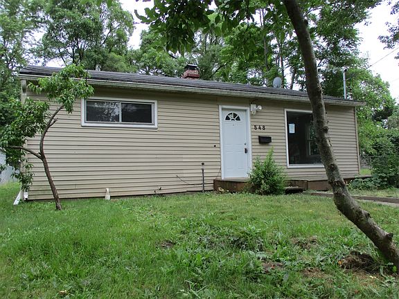 4th image of 848 Woolsey Dr SW
