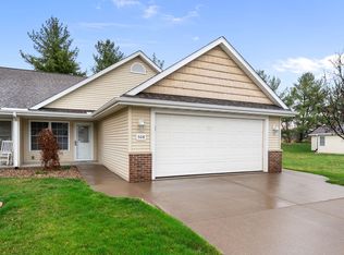 508 Aspen Trl, Muscatine, IA 52761