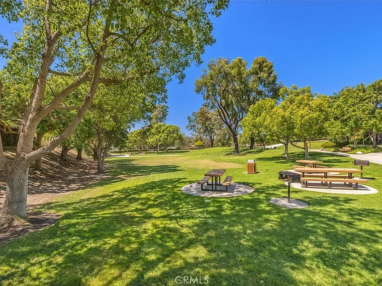 25732 Weston Dr — Photo 55