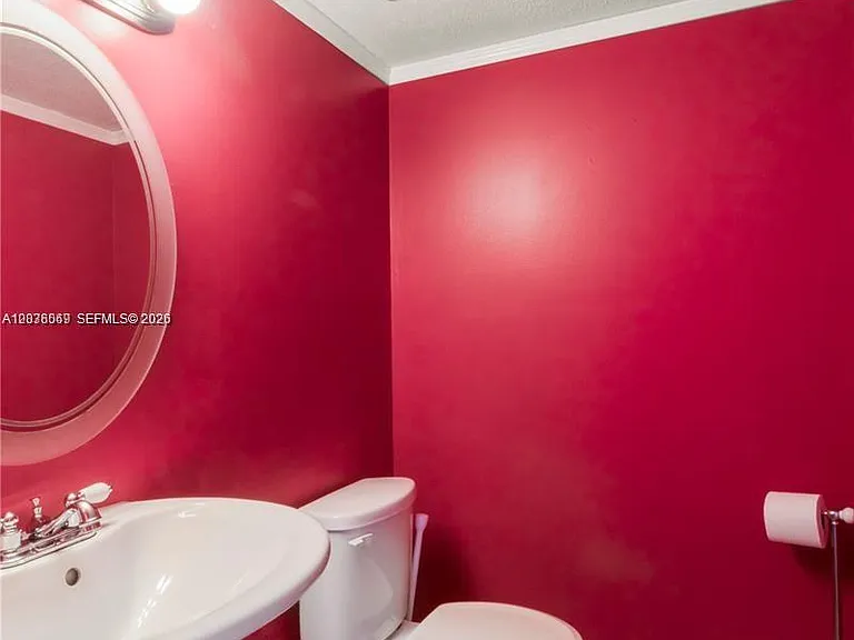 1955 NE 135th St #308 — Photo 8