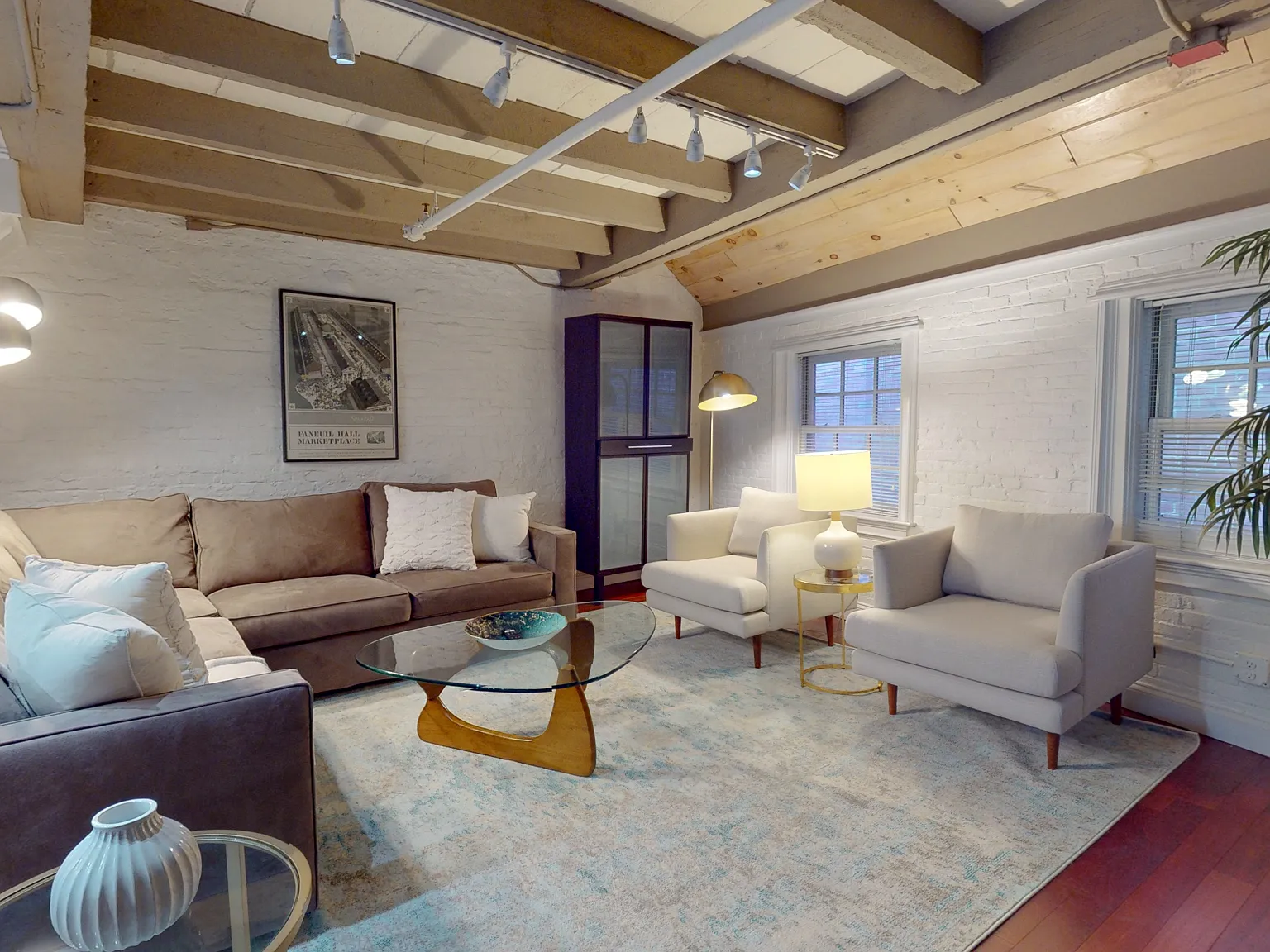 1 bed, 1.5 bath, 1200 sqft, $7,000 — Photo 2