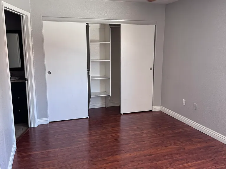7950 W Flamingo Rd #2056 — Photo 2