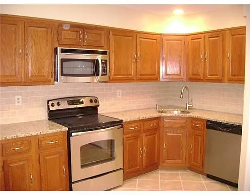 384B Stirling Dr photo 1