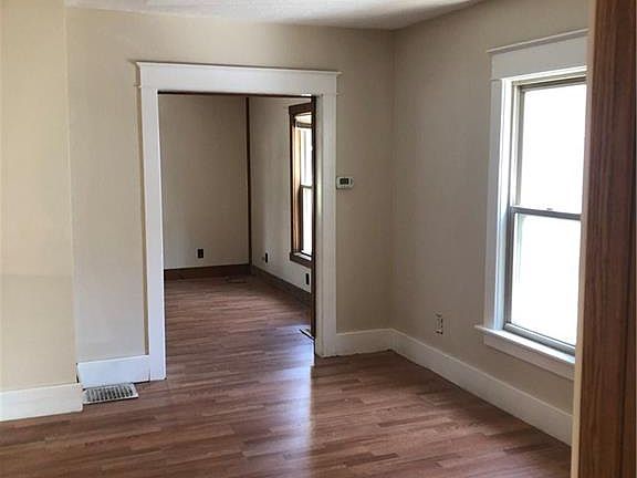 3rd image of 1131 E 30th St