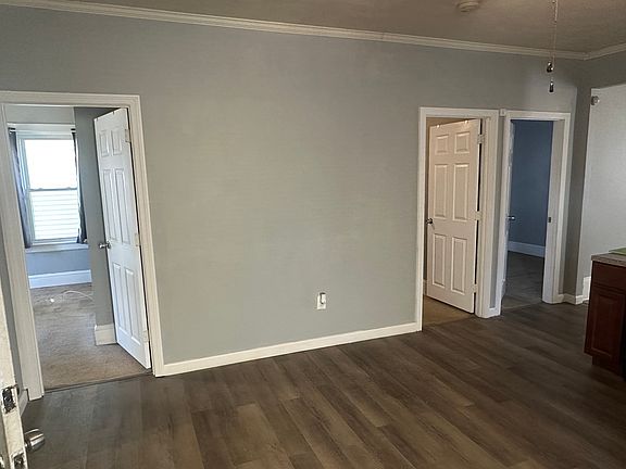 5th image of 323 Summer St #1