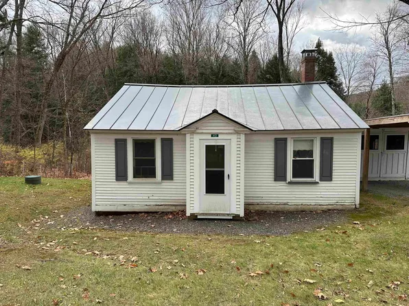 40 Martinsville Road, Hartland, VT 05048