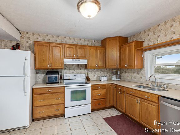4th image of 10565 Bell Rd