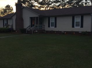 101 Creighton Dr, Jacksonville, NC 28546