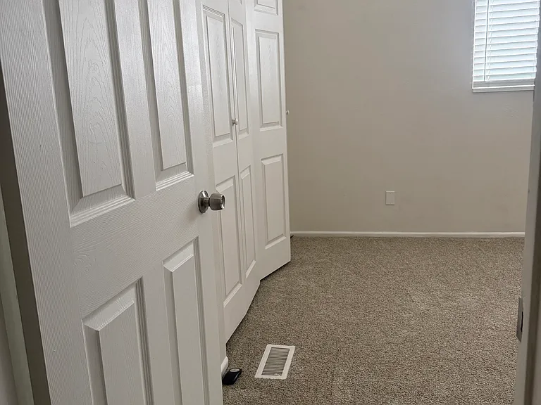 1919 W Homestead Farms Ln #3 — Photo 32