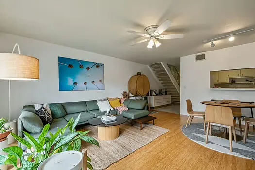 33 Cove Rd #33 — Photo 6
