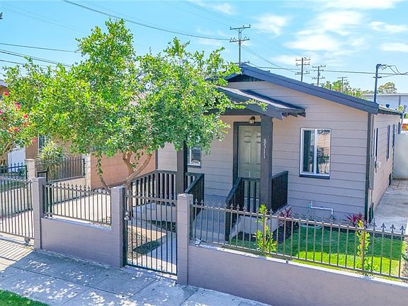 4th image of 8511 Maie Ave