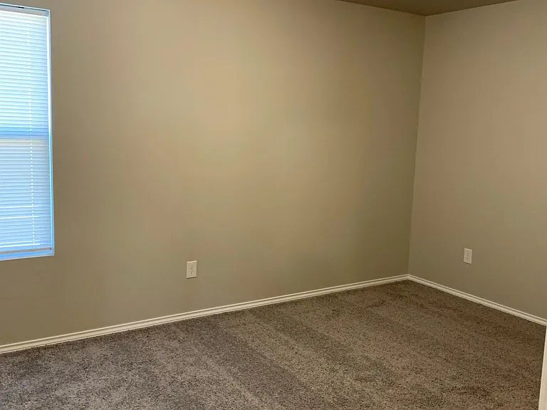 738 W Lola Dr — Photo 13