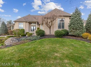 53733 Regency Hills Ct, Shelby Township, MI 48316