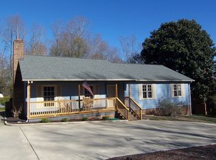 909 Parkwood Rd, Shelby, NC 28150